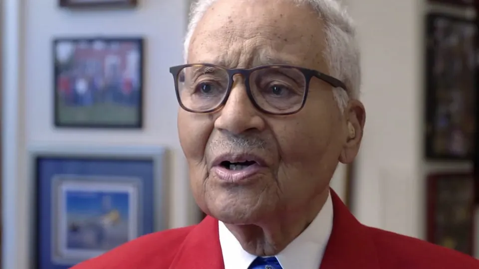 Tuskegee Airman Col. McGee - Endicott College